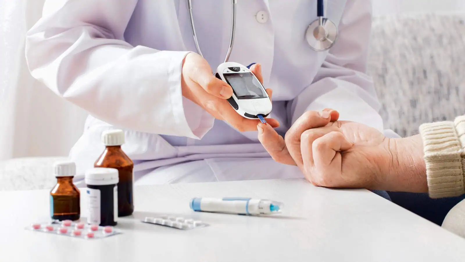 Best Orthopedic Doctor Laxmi Nagar, Moshi